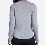 بلوز ورزشی بروکس طوسی طرحدار - تصویر 3