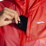 بادگیر ورزشی زنانه بروکس Brooks All Altitude Jacket قرمز - تصویر 7