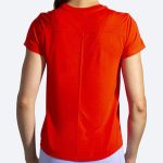 تیشرت ورزشی زنانه بروکس Brooks Graphic short sleeve قرمز طرح دار - تصویر 3