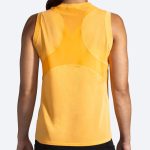 تاپ ورزشی زنانه بروکس Atmosphere Sleeveless زعفرانی - تصویر 3