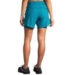شورت ورزشی زنانه کشاله دار بروکس Brooks Chaser 5″ 2-in-1 Short سبز طرحدار - تصویر 5